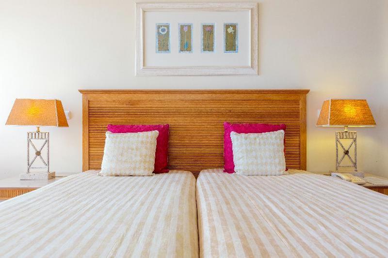 Quinta Do Estreito Hotel Câmara de Lobos Стая снимка